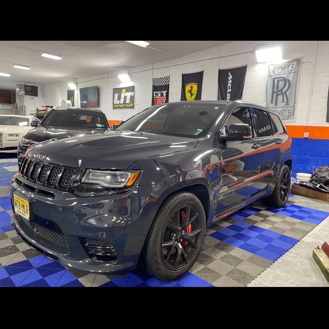 SUV