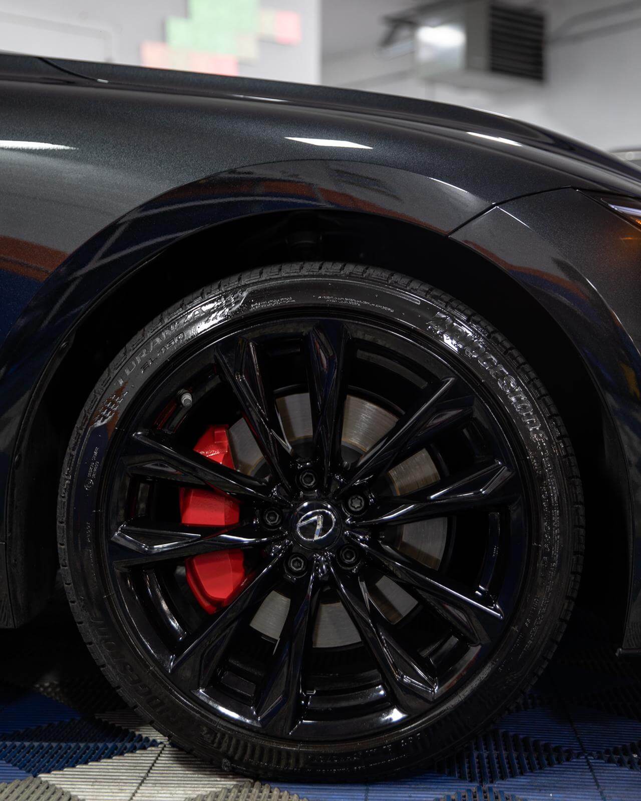 Gloss Shiny Red Caliper