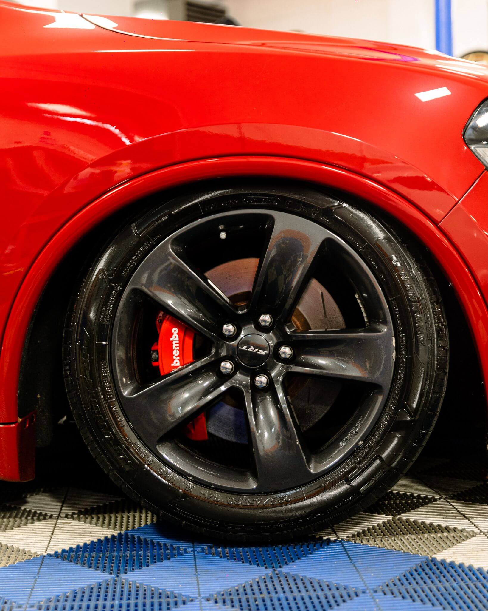 Gloss Shiny Red Caliper
