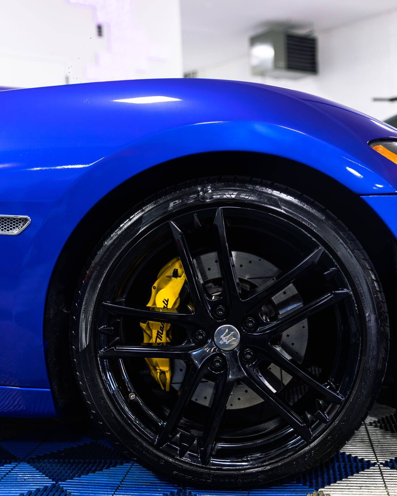 Gloss Shiny Yellow Caliper